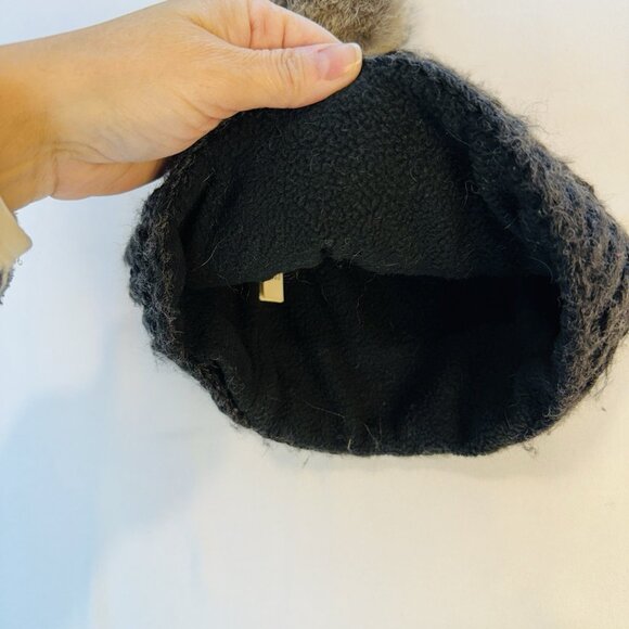 Pleau Women’s Beanie Dark Gray With Fur Pompom Fleece Lined Medium - Picture 3 of 7